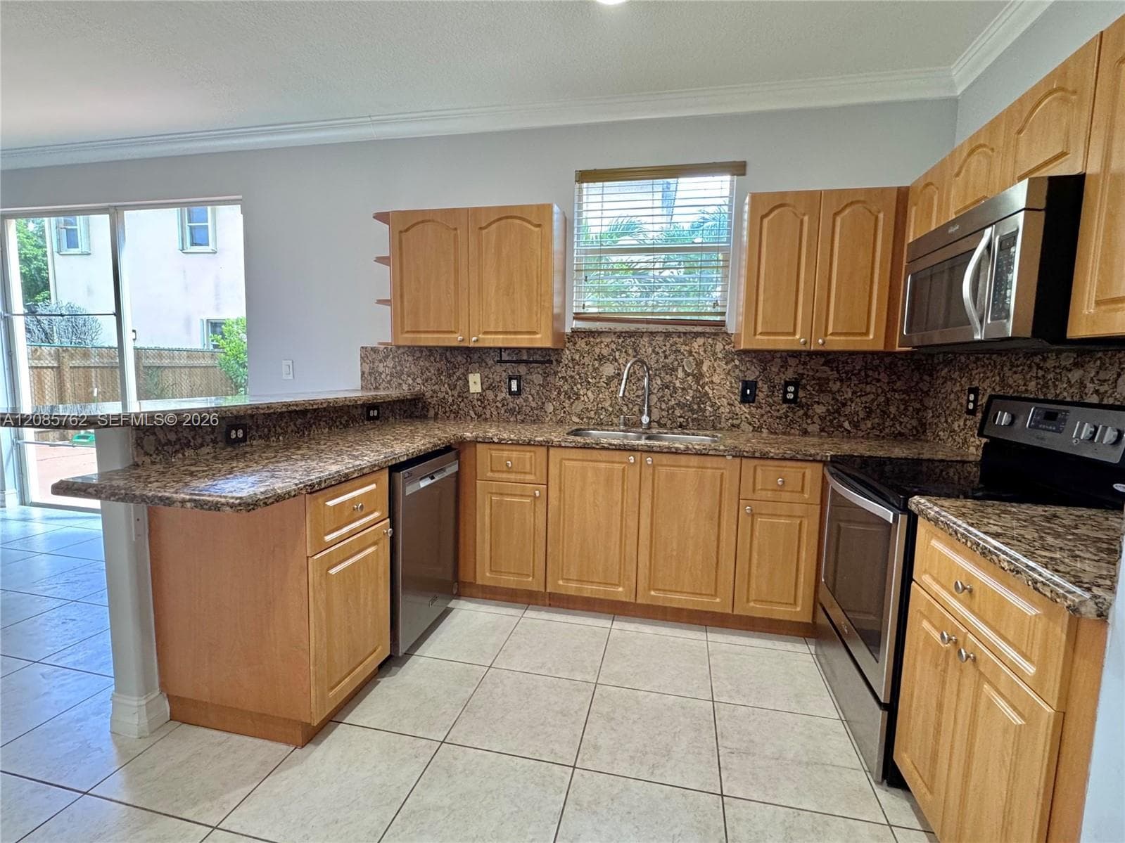 12864 NW 7th St, Miami, FL 33182 photo 8