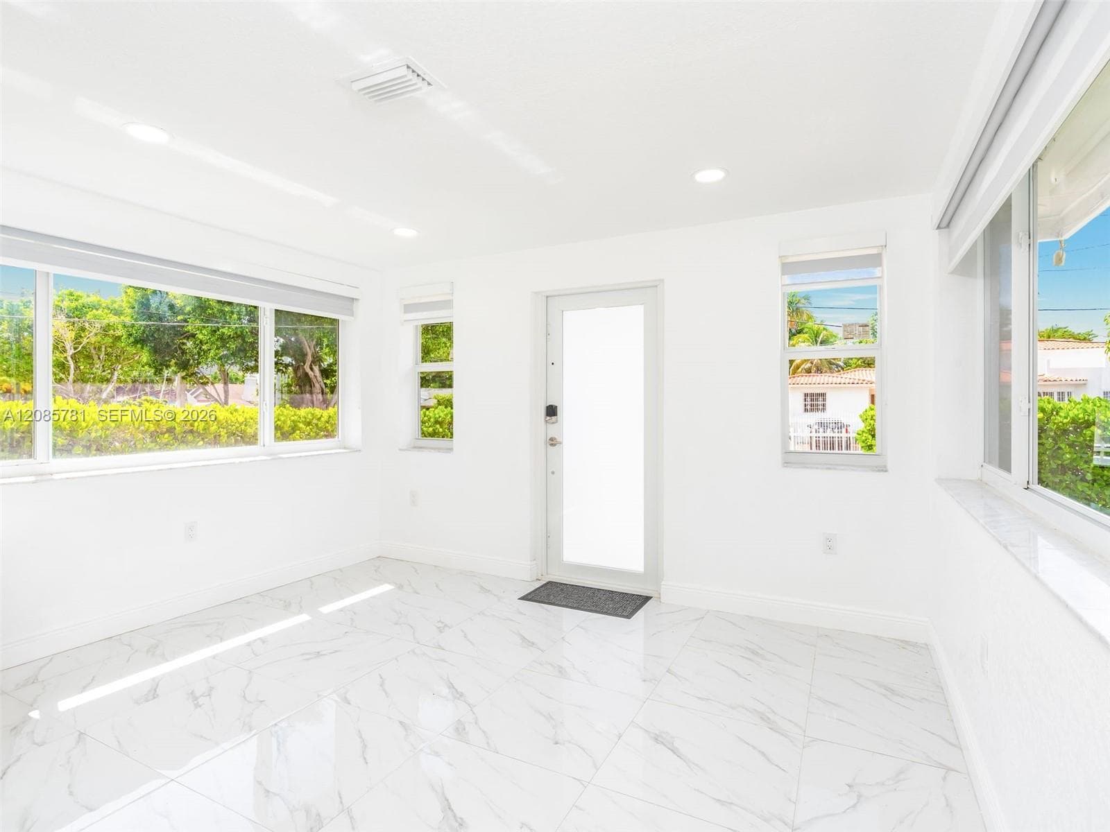 3375 SW 1st St, Miami, FL 33135 photo 5