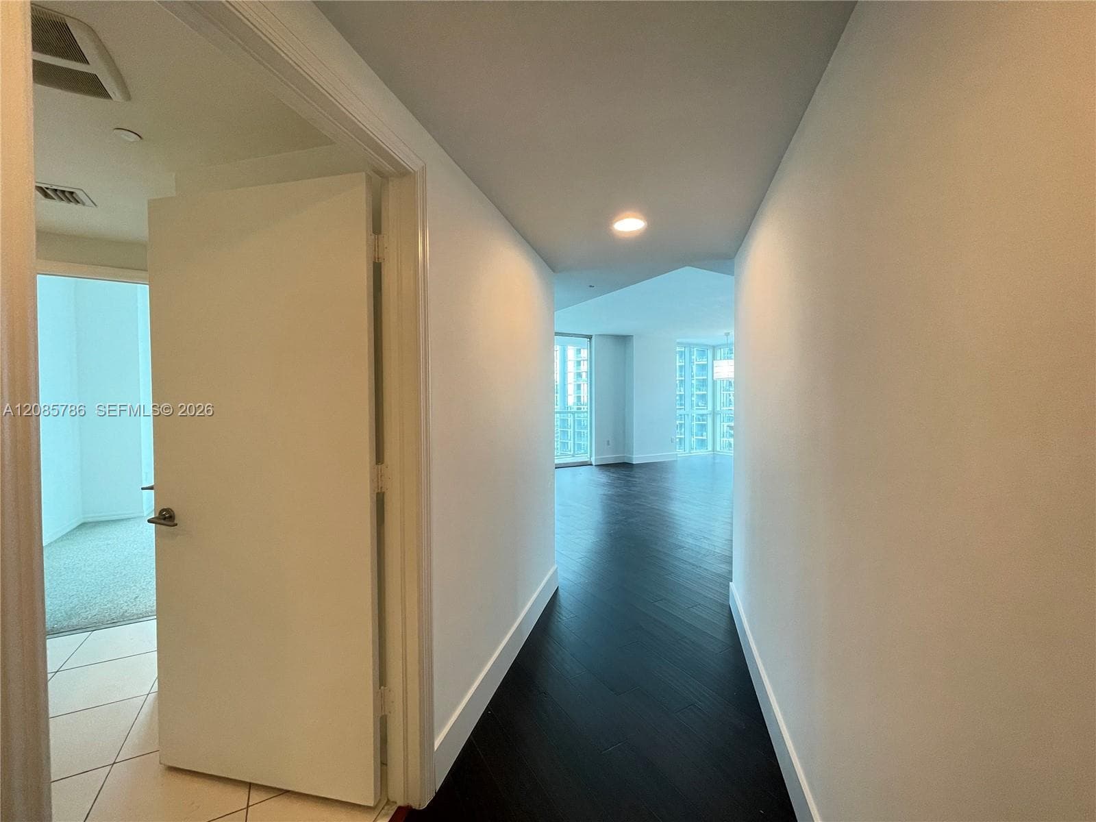 55 SE 6th St # 2702, Miami, FL 33131 photo 4