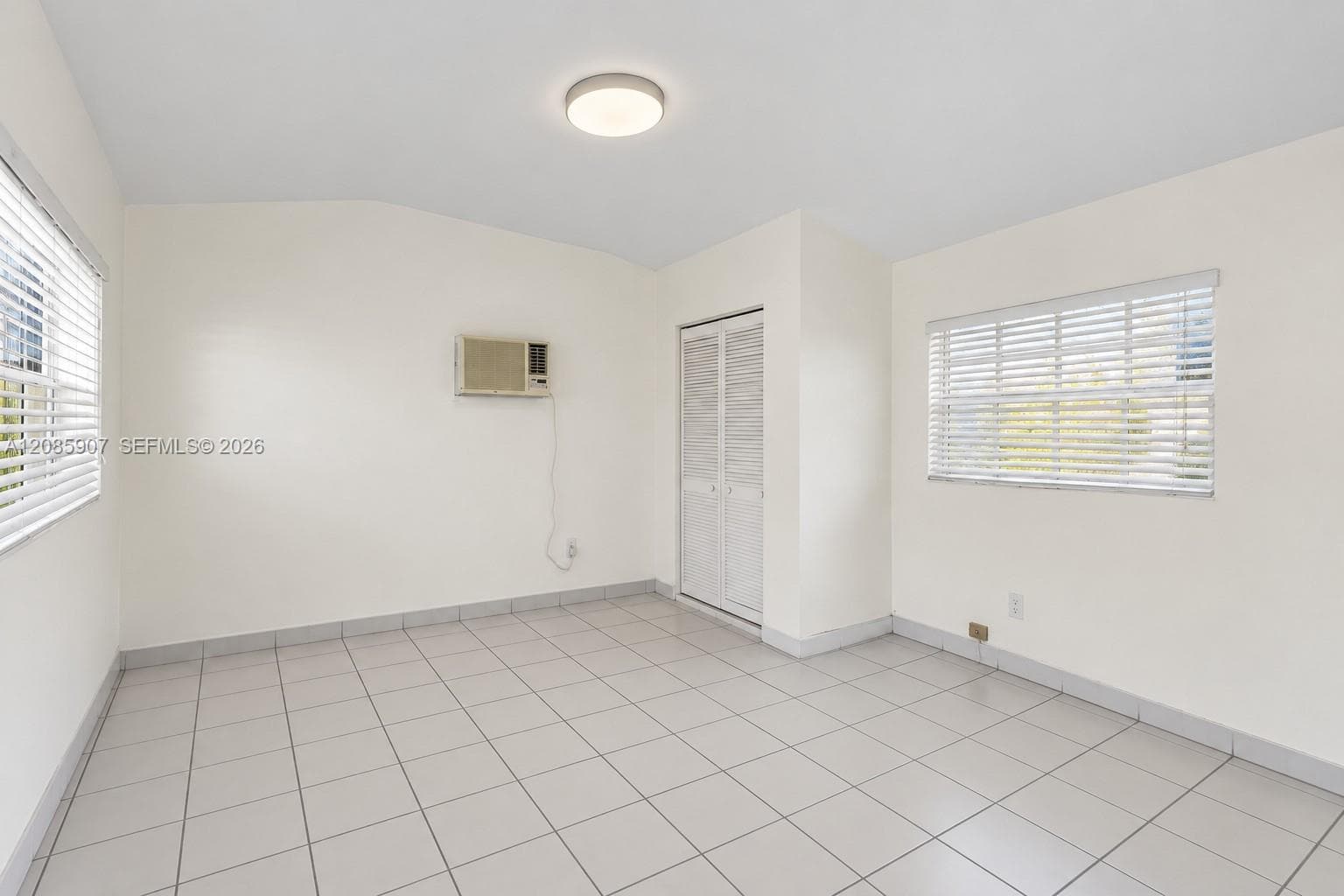 3640 SW 25th St # Casita, Miami, FL 33133 photo 2