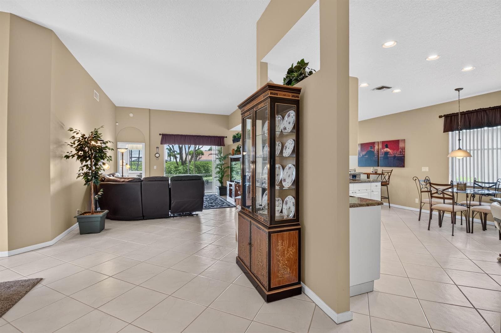 12764 CORAL LAKES Drive, Boynton Beach, FL 33437 photo 10