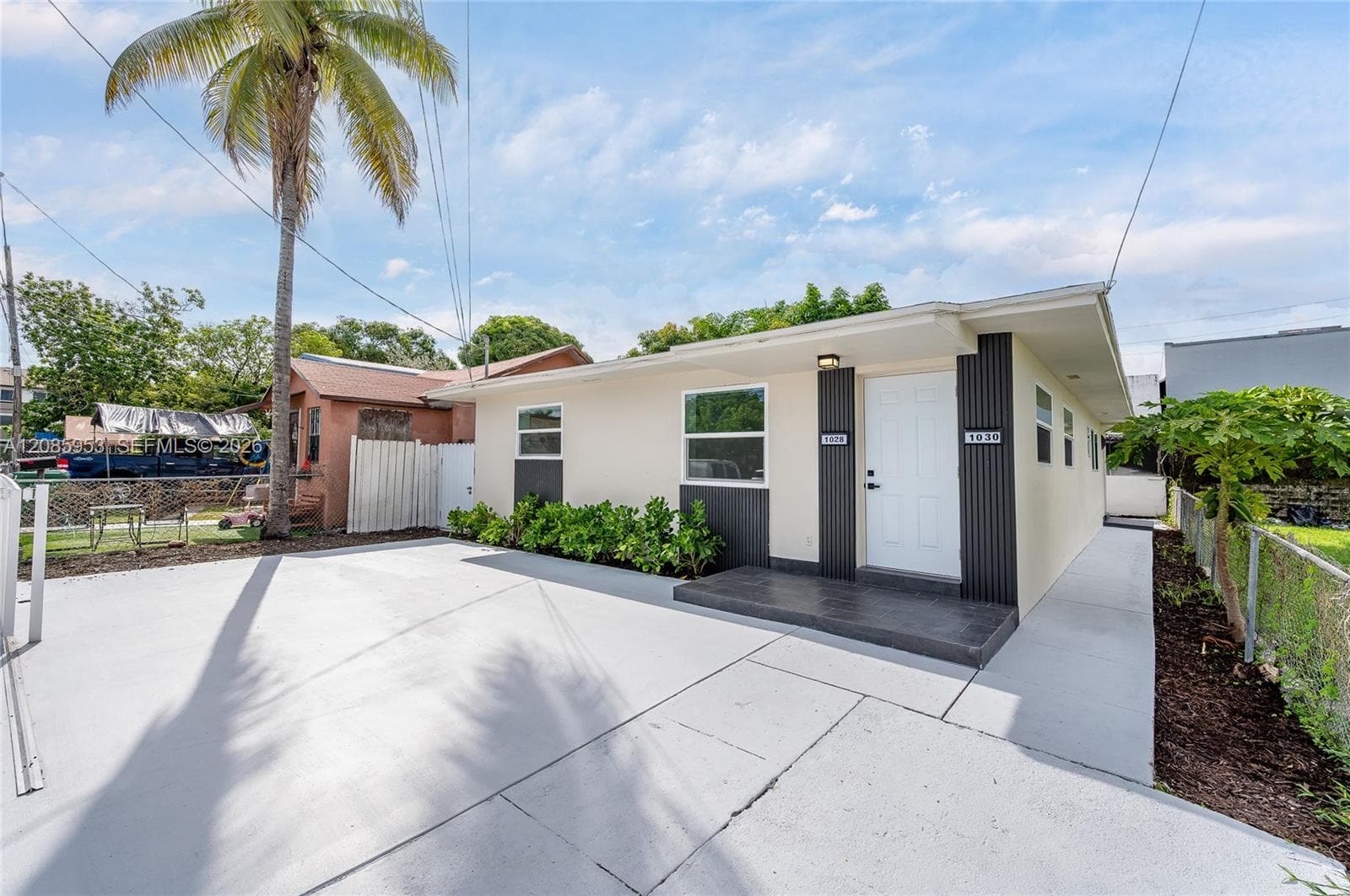 1028 NW 24th St, Miami, FL 33127 photo 5