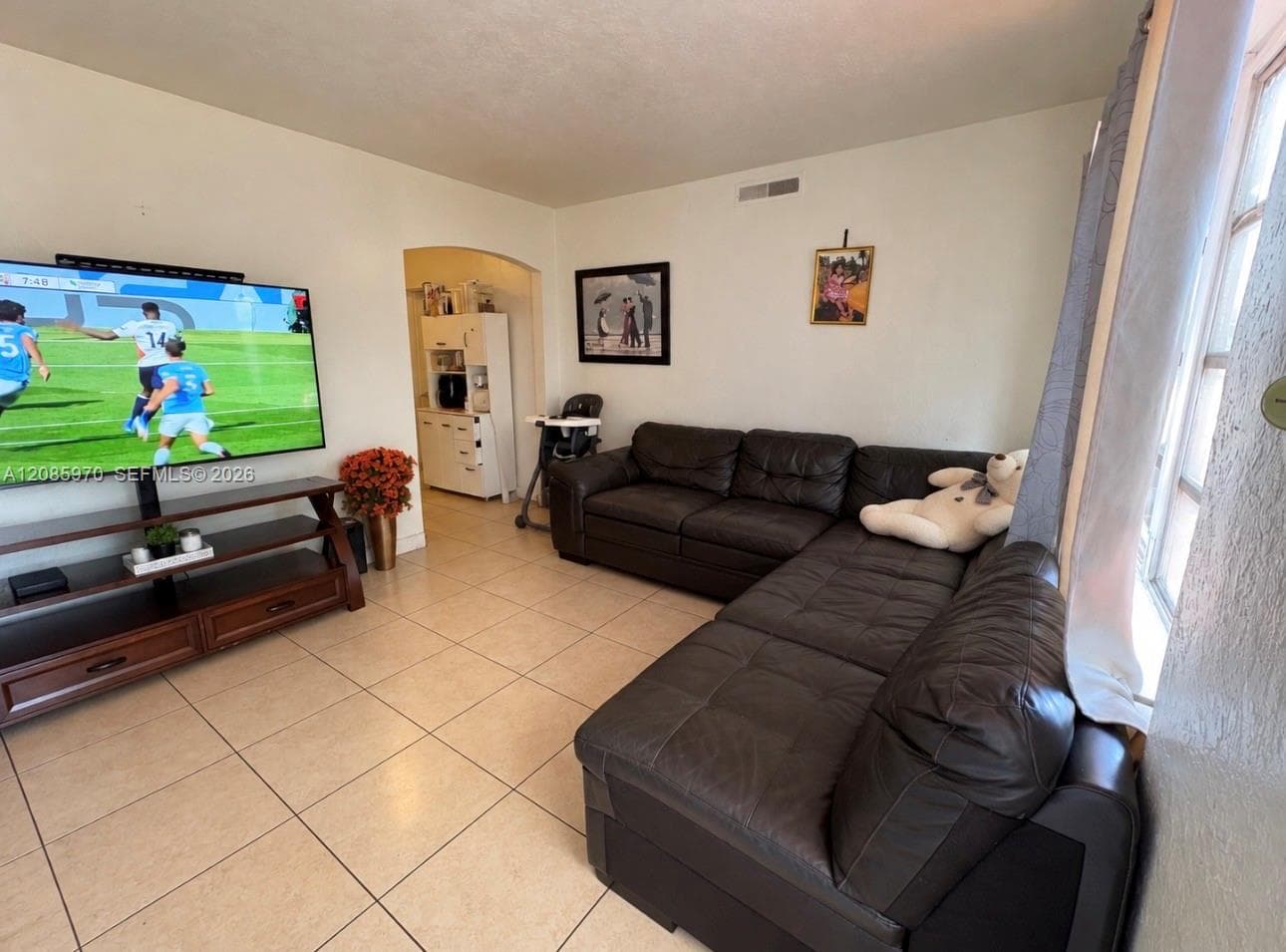 1010 E 8th Ct, Hialeah, FL 33010 photo 6