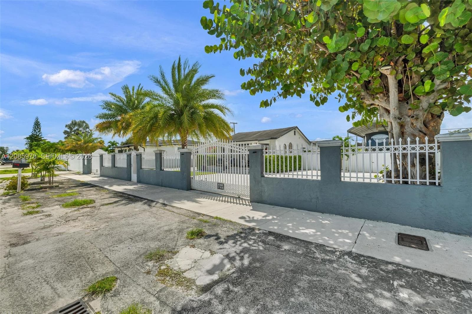 10140 NW 26th Ave, Miami, FL 33147 photo 3