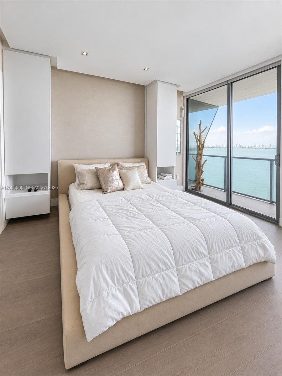 460 NE 28th St # 3503, Miami, FL 33137 photo 3
