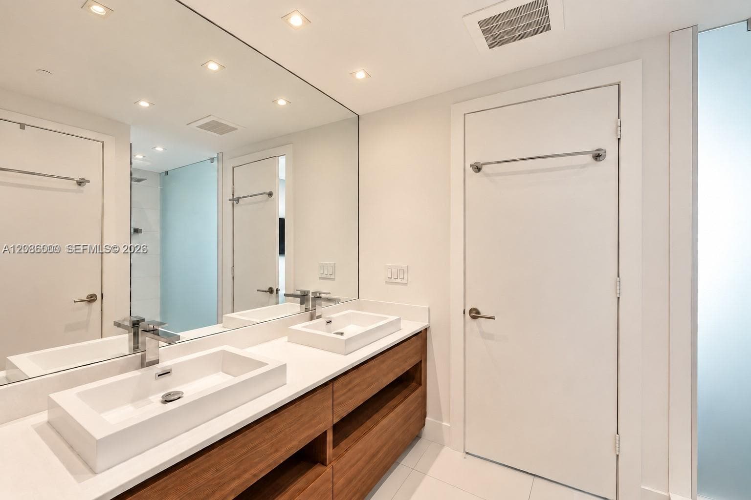 460 NE 28th St # 3503, Miami, FL 33137 photo 4