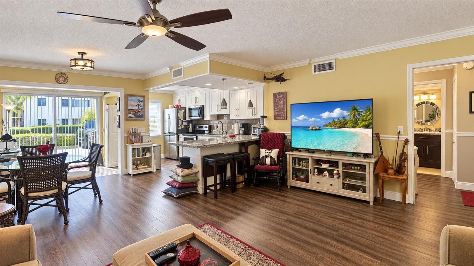 14 COLONIAL CLUB Drive # 103, Boynton Beach, FL 33435 photo 9