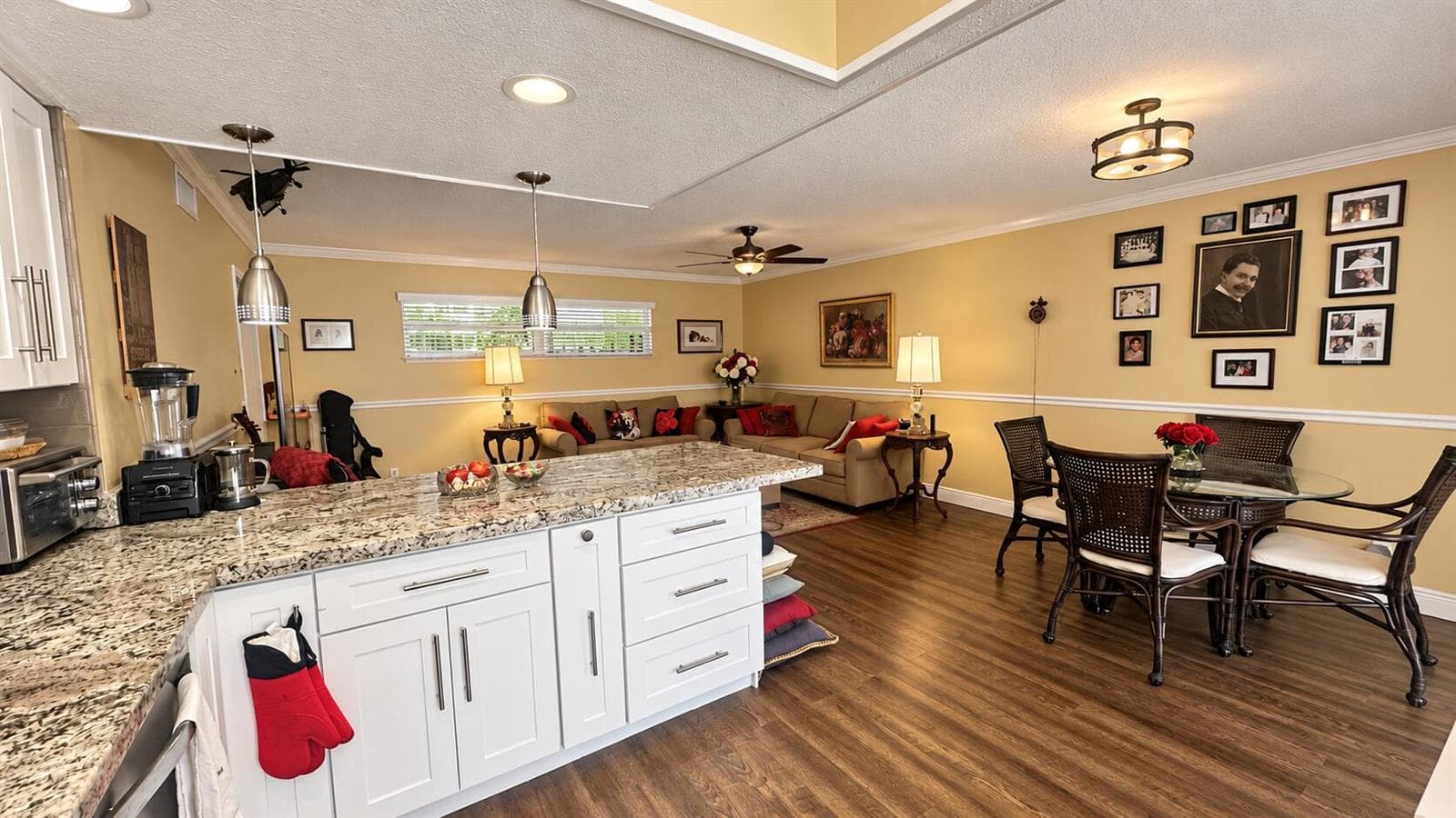 14 COLONIAL CLUB Drive # 103, Boynton Beach, FL 33435 photo 8