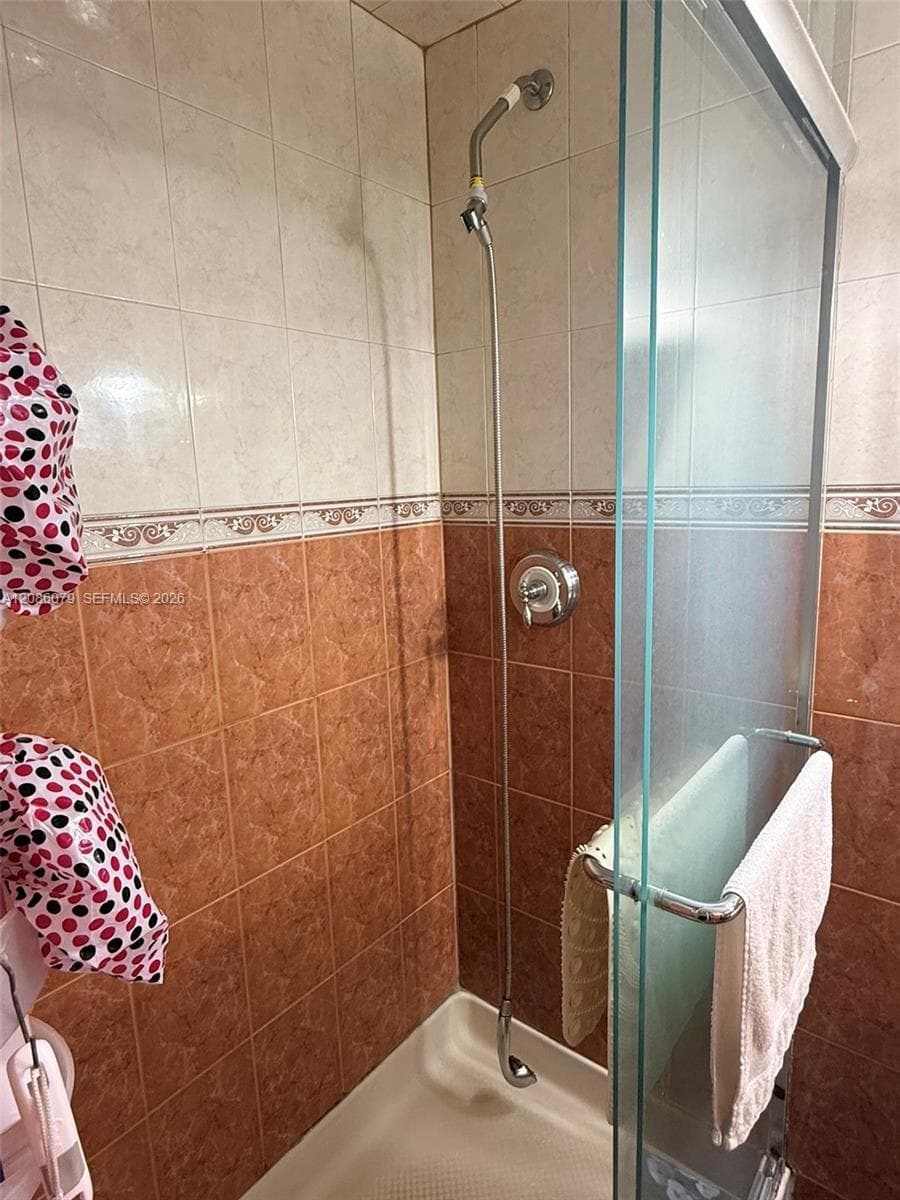 343 W 11th St, Hialeah, FL 33010 photo 9