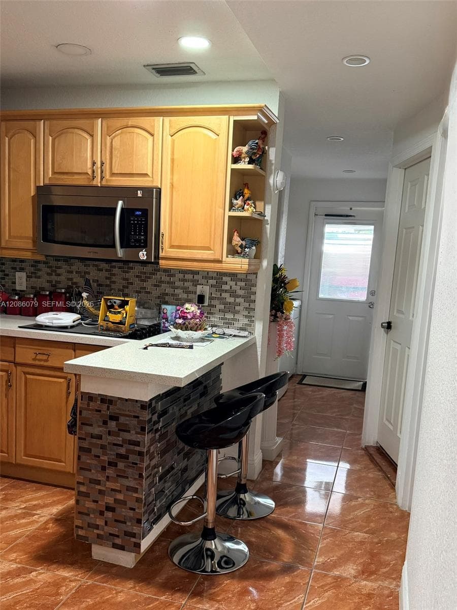 343 W 11th St, Hialeah, FL 33010 photo 4