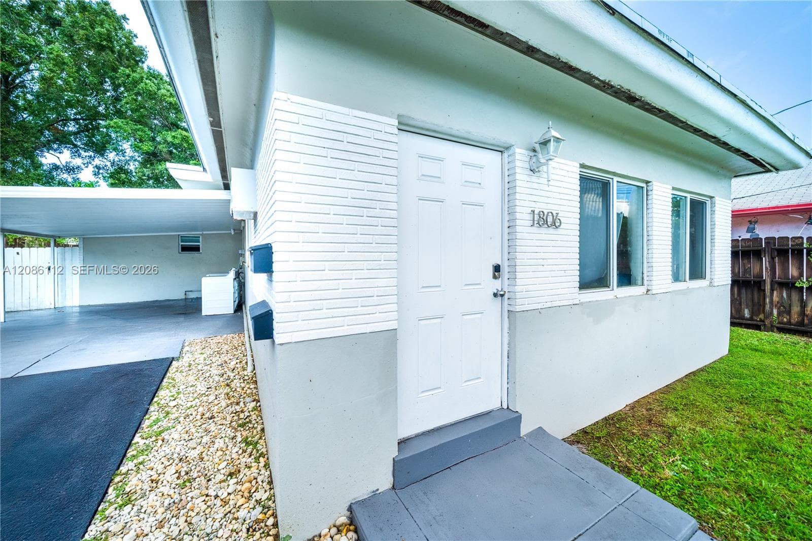1806 SW 22nd St, Fort Lauderdale, FL 33315 photo 4