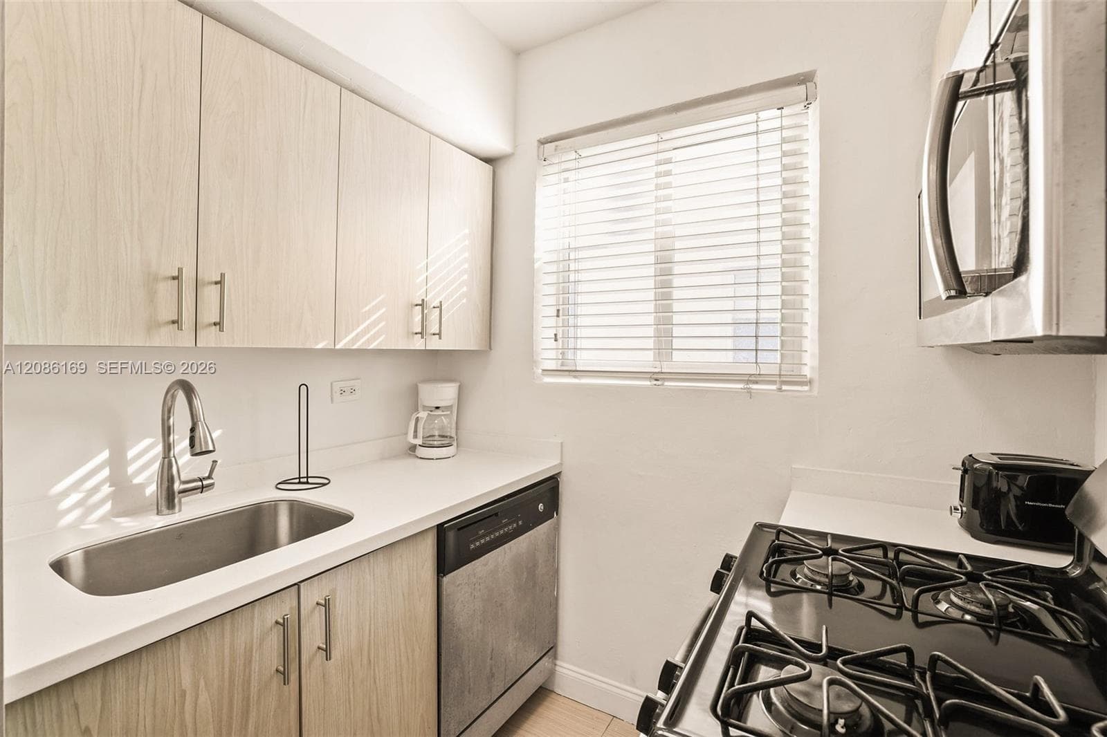 7340 Harding Ave # 17, Miami Beach, FL 33141 photo 7