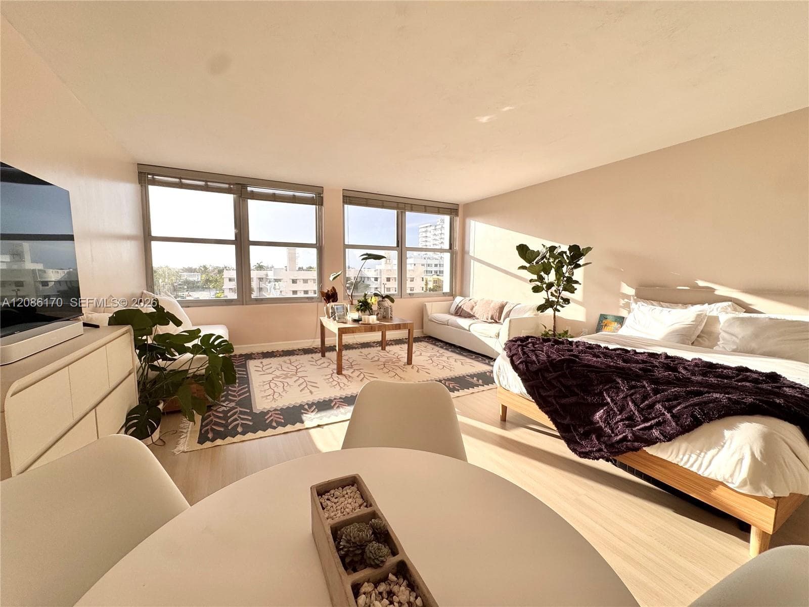 2899 Collins Ave # 550, Miami Beach, FL 33140 photo 3