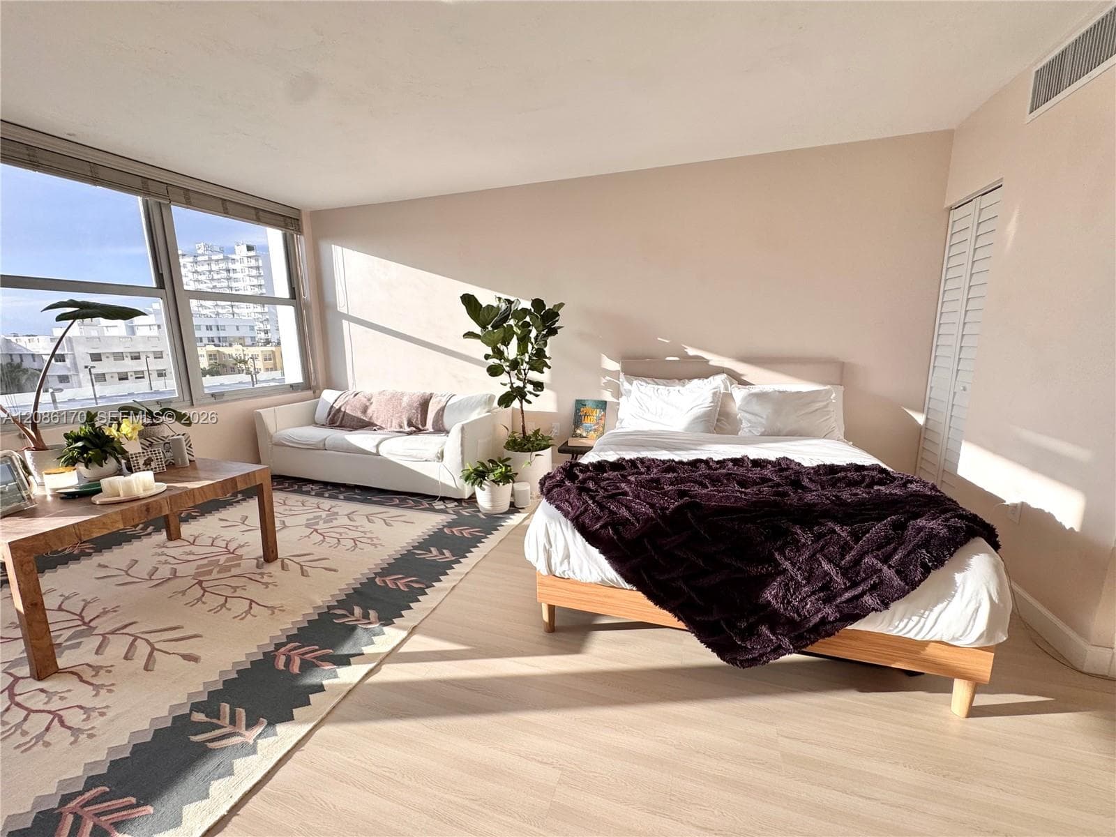2899 Collins Ave # 550, Miami Beach, FL 33140 photo 8