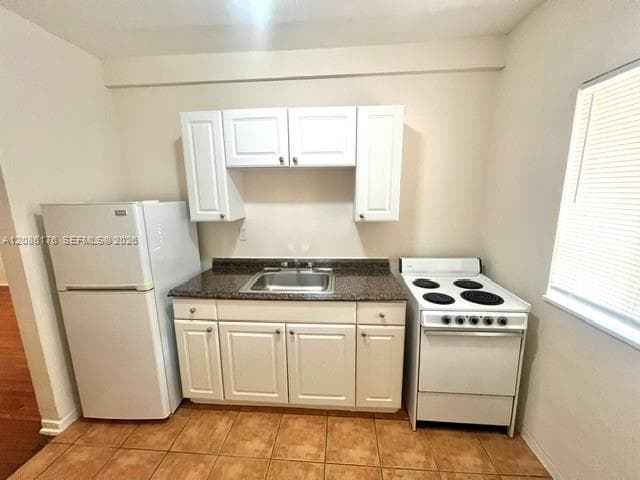 564 NE 66th St # 3, Miami, FL 33138 photo 2