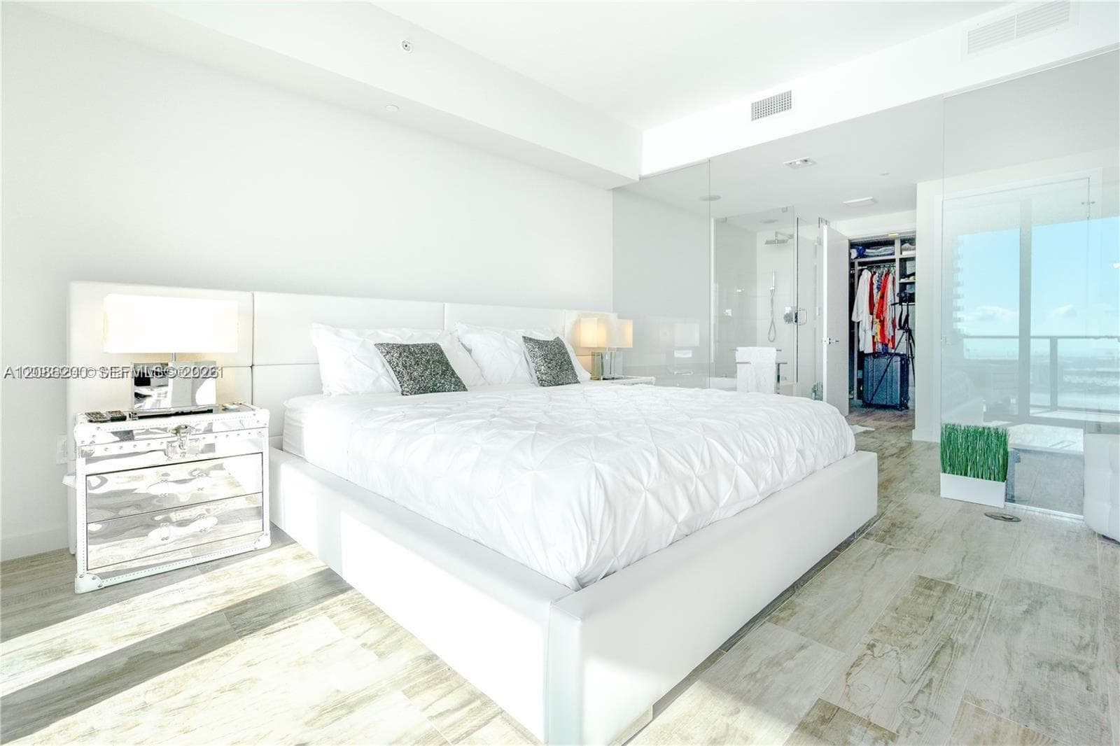 650 NE 32nd St # 4402, Miami, FL 33137 photo 7