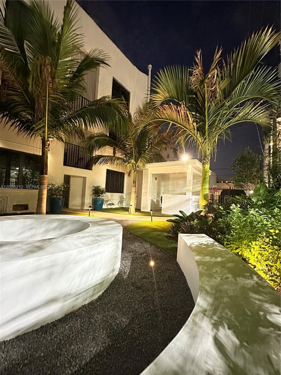 1619 Jefferson Ave # 207, Miami Beach, FL 33139 photo 2