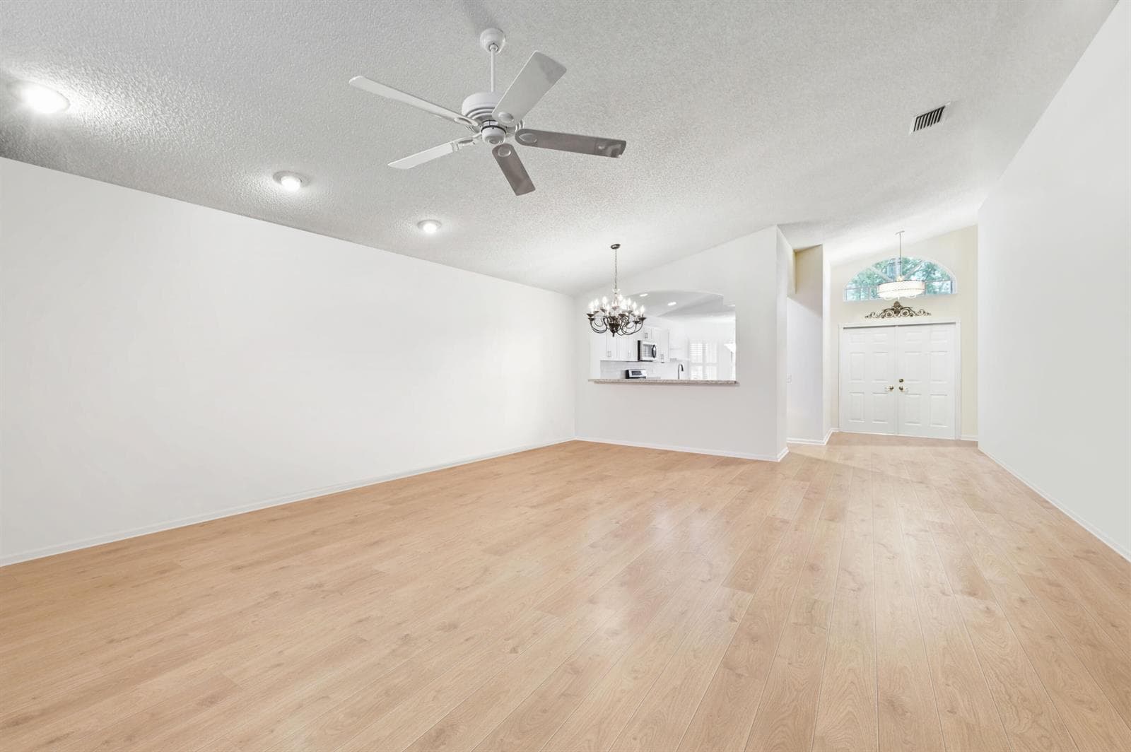 11163 Mandalay Way, Boynton Beach, FL 33437 photo 3