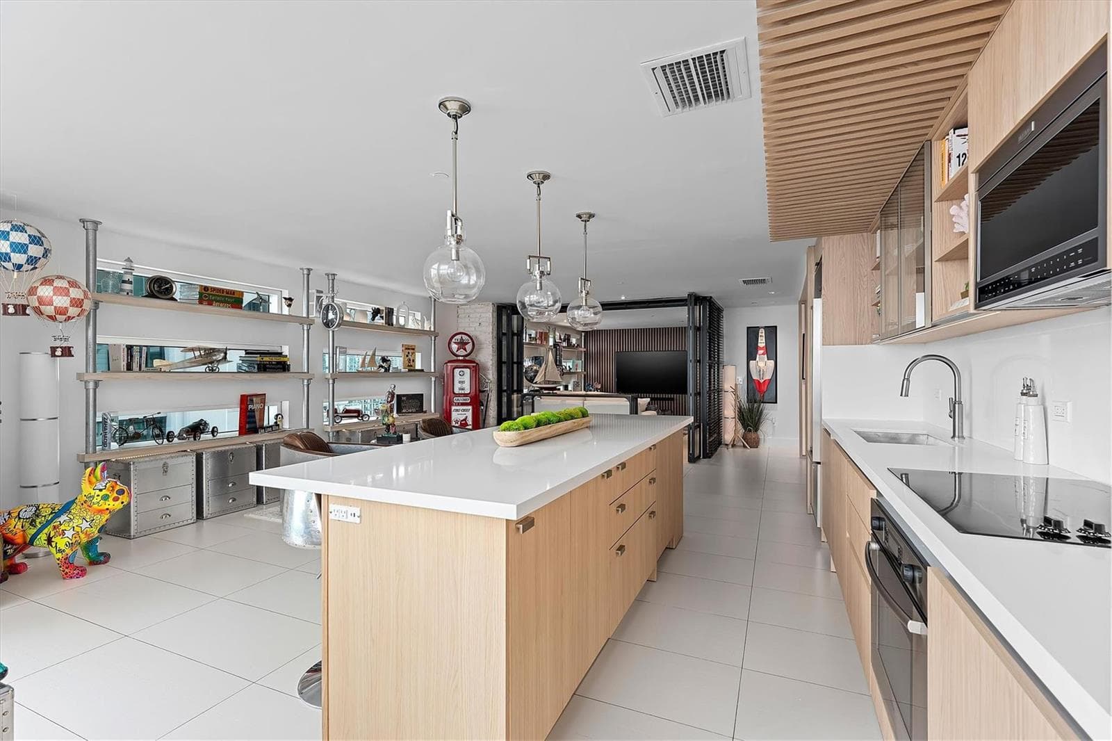 1040 Biscayne Boulevard # 2101, Miami, FL 33132 photo 10