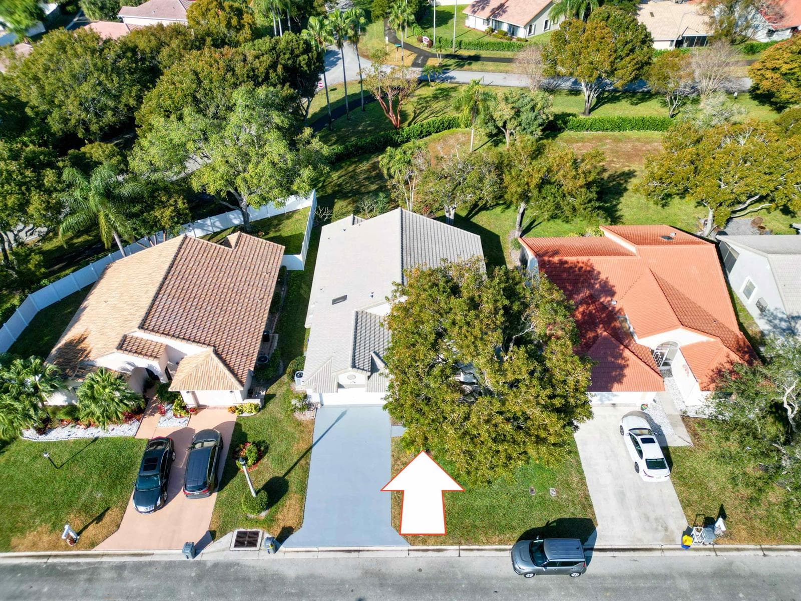 8901 BOATSWAIN Drive, Boynton Beach, FL 33436 photo 4