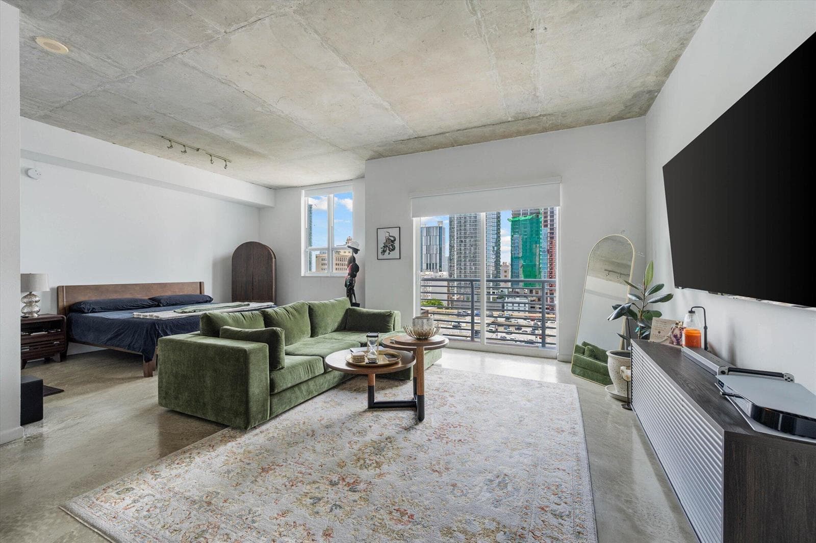 234 NE 3rd Street # 1403, Miami, FL 33132 photo 2