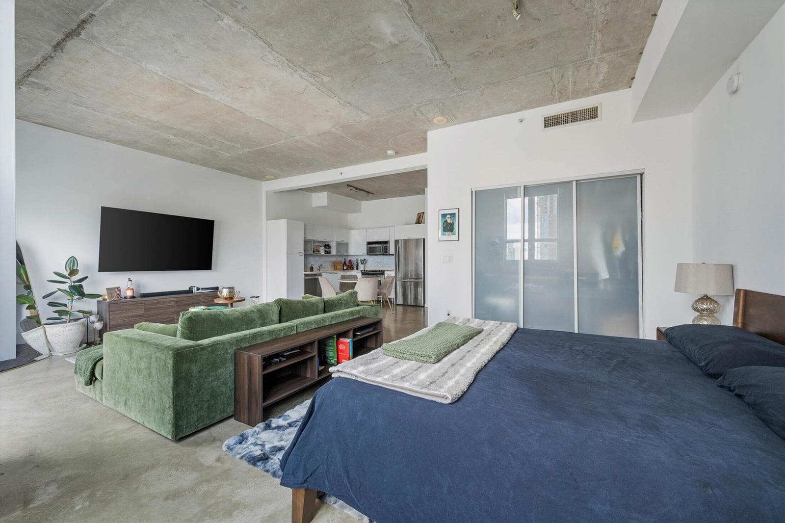 234 NE 3rd Street # 1403, Miami, FL 33132 photo 8