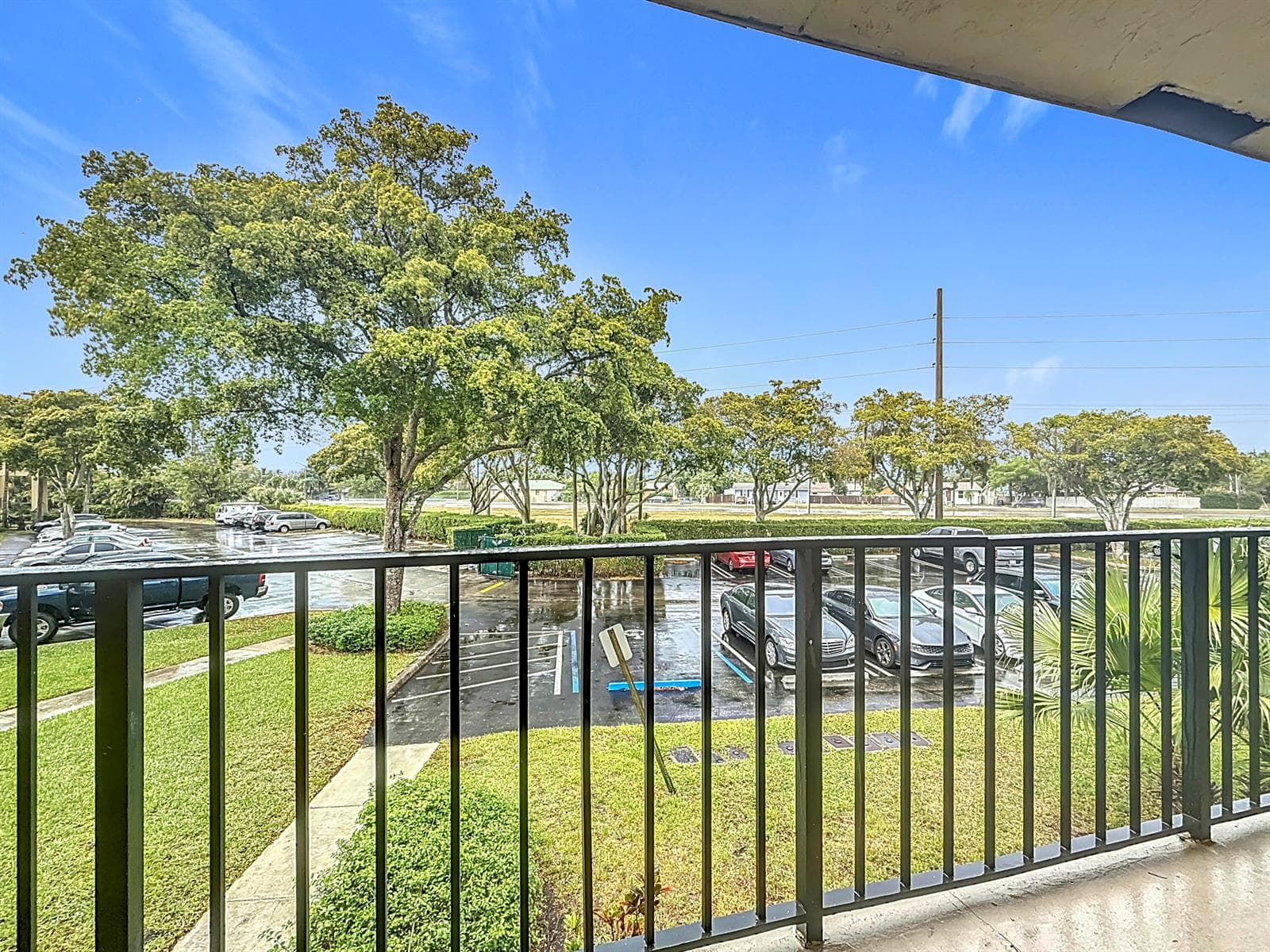 719 MEADOWS Circle, Boynton Beach, FL 33436 photo 10