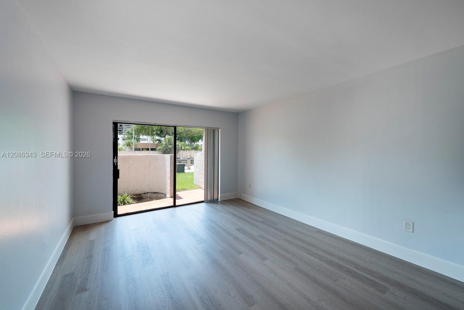 1650 NE 115th St # 108, Miami, FL 33181 photo 6