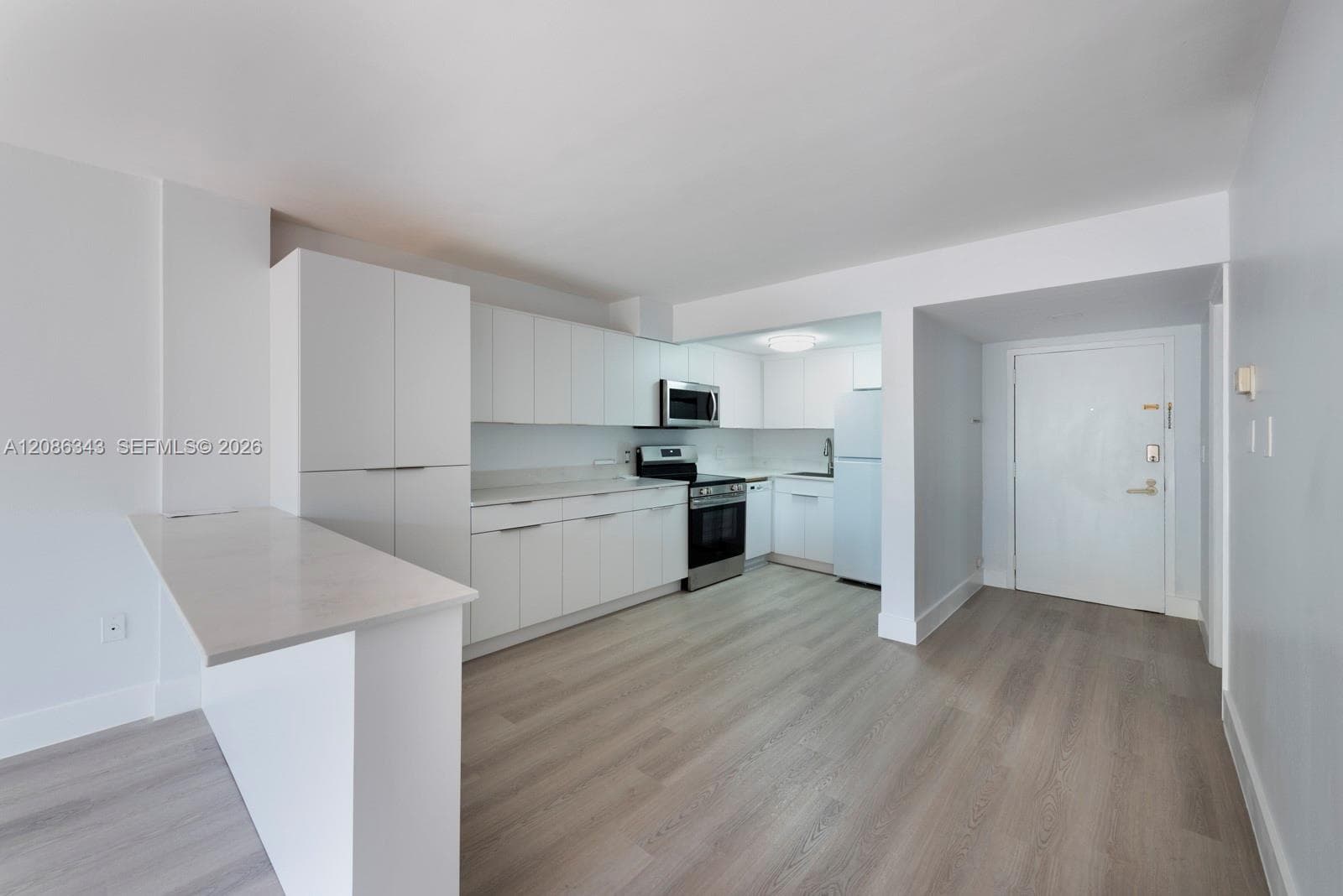 1650 NE 115th St # 108, Miami, FL 33181 photo 3