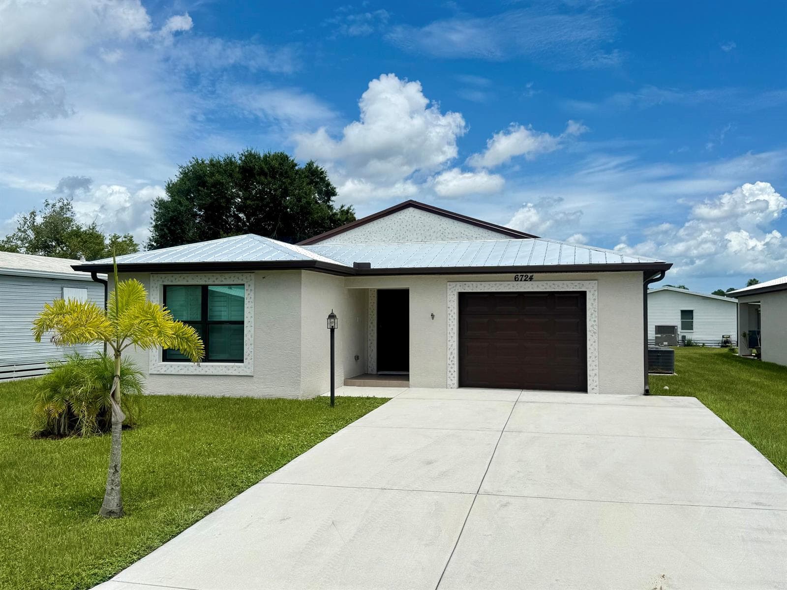 6724 Lila Court, Fort Pierce, FL 34951 photo 2