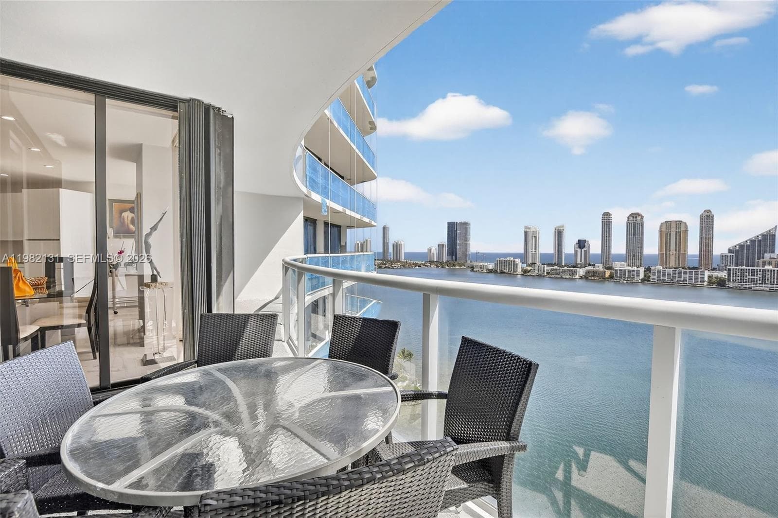 4000 Island Blvd # 2301, Aventura, FL 33160 photo 2