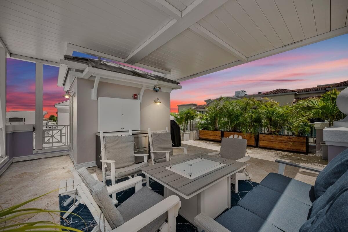 12 SE 1st Avenue # 302, Delray Beach, FL 33444 photo 2