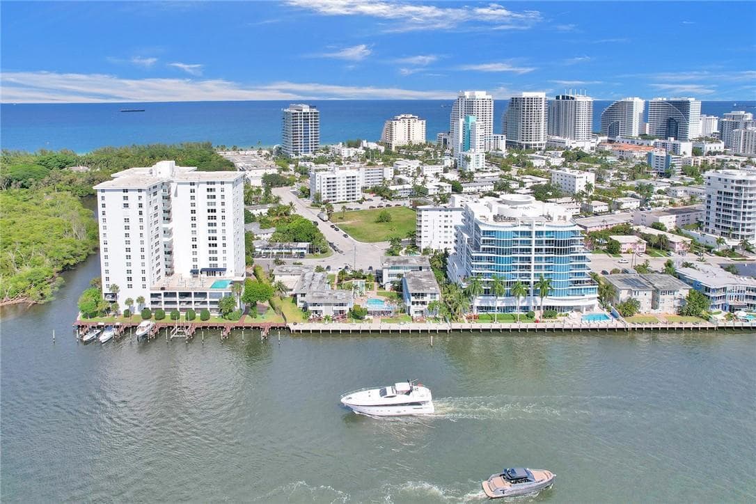 720 Orton Avenue # 404, Fort Lauderdale, FL 33304 photo 2