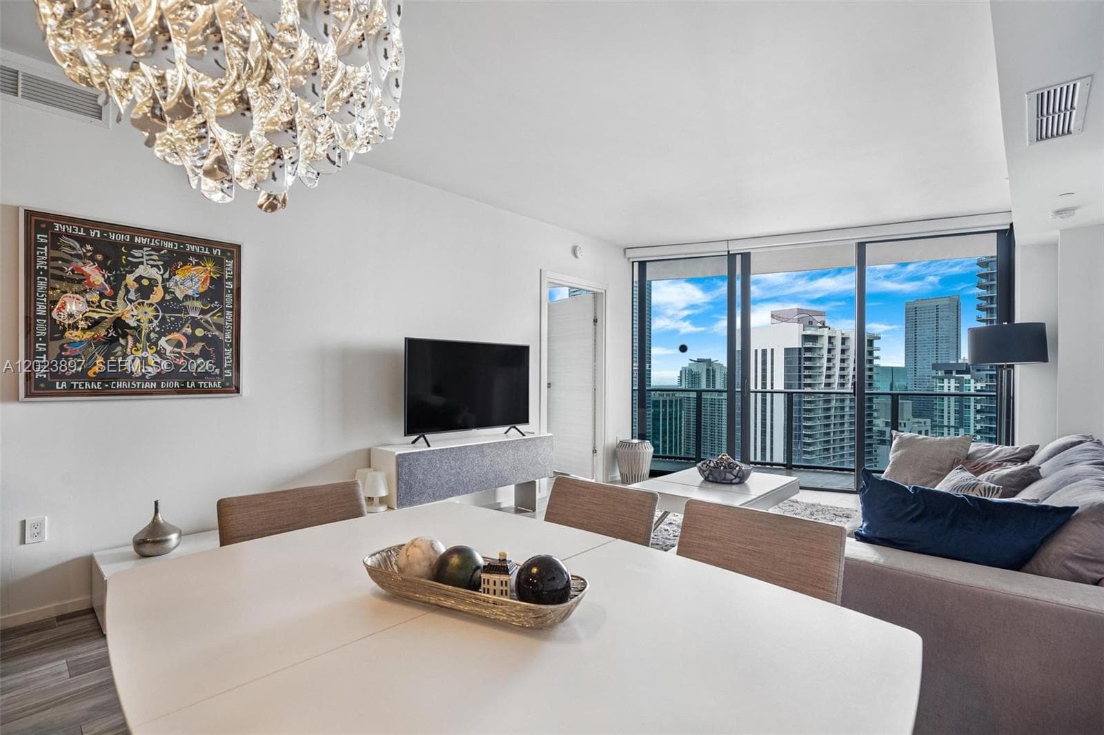 801 S Miami Ave # 4302, Miami, FL 33130 photo 2