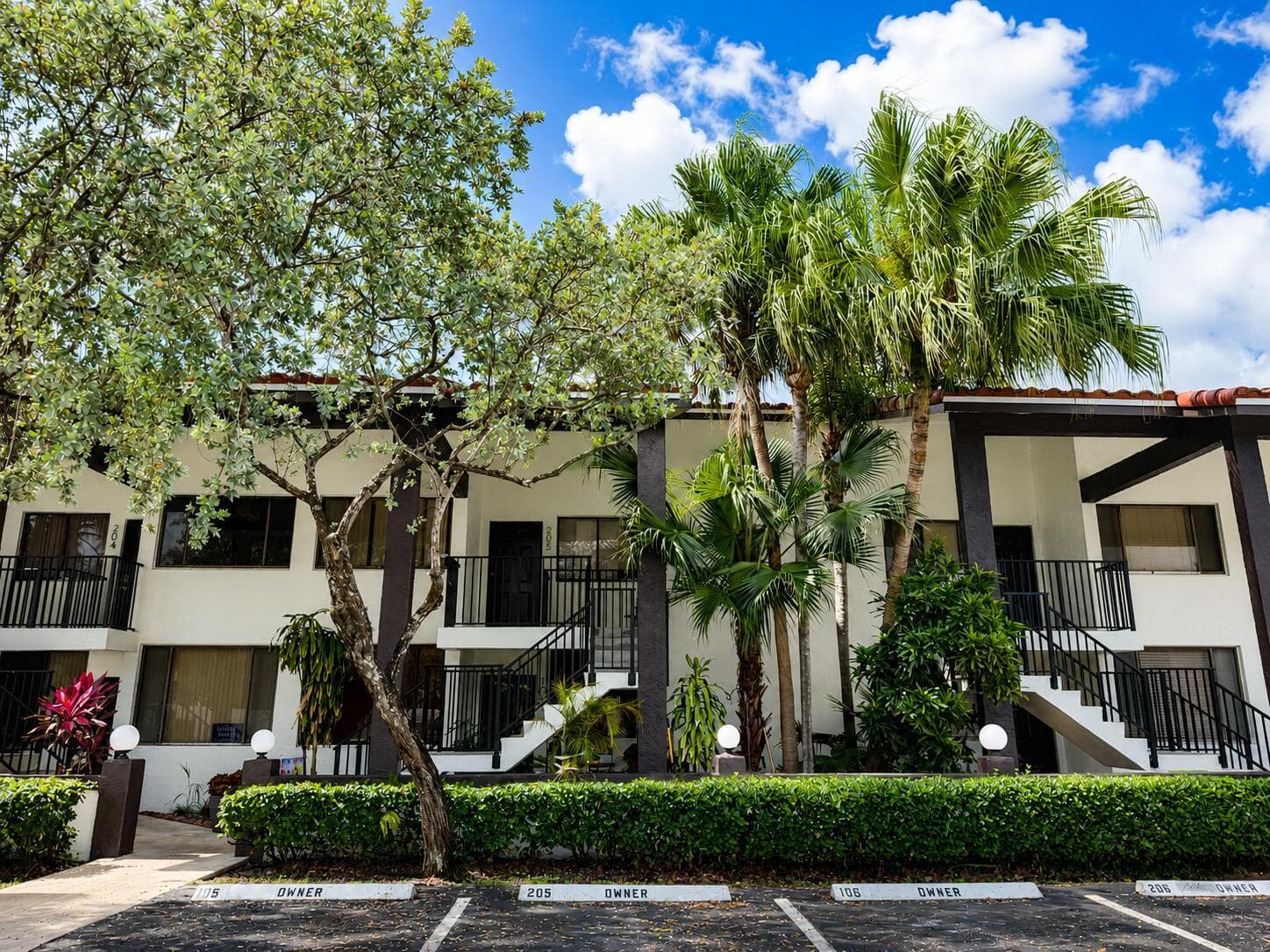 3300 NW 46th Street # 104, Oakland Park, FL 33309 photo 2