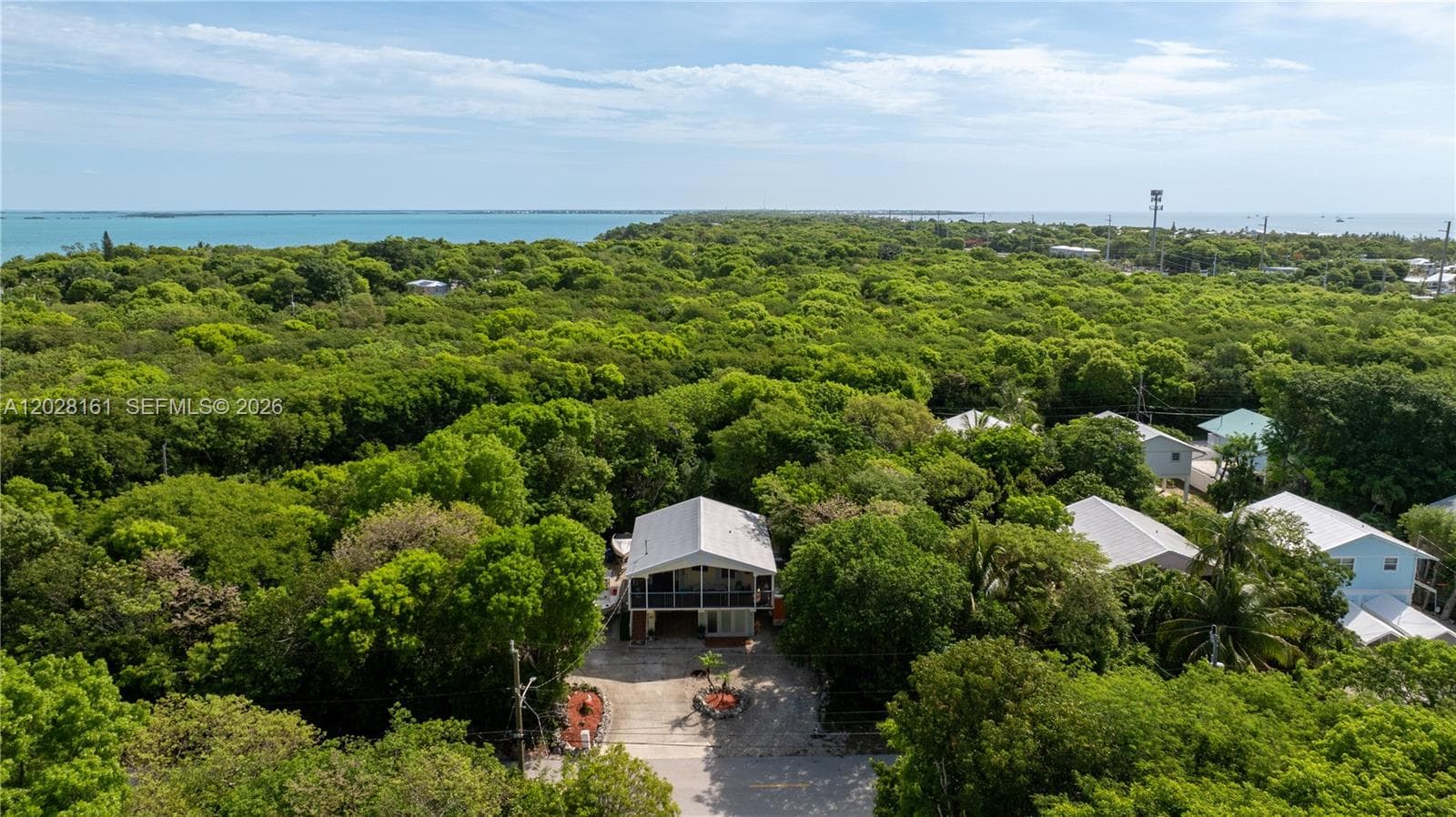 411 Mahogany Ave, Key Largo, FL 33037 photo 2
