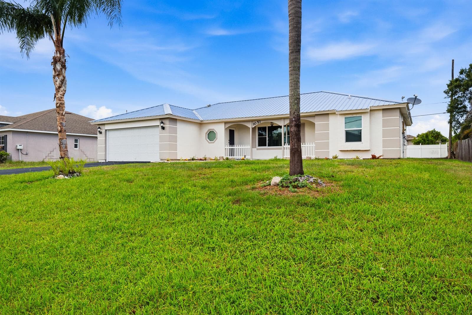 1051 SW Dubois Avenue, Port St. Lucie, FL 34953 photo 2