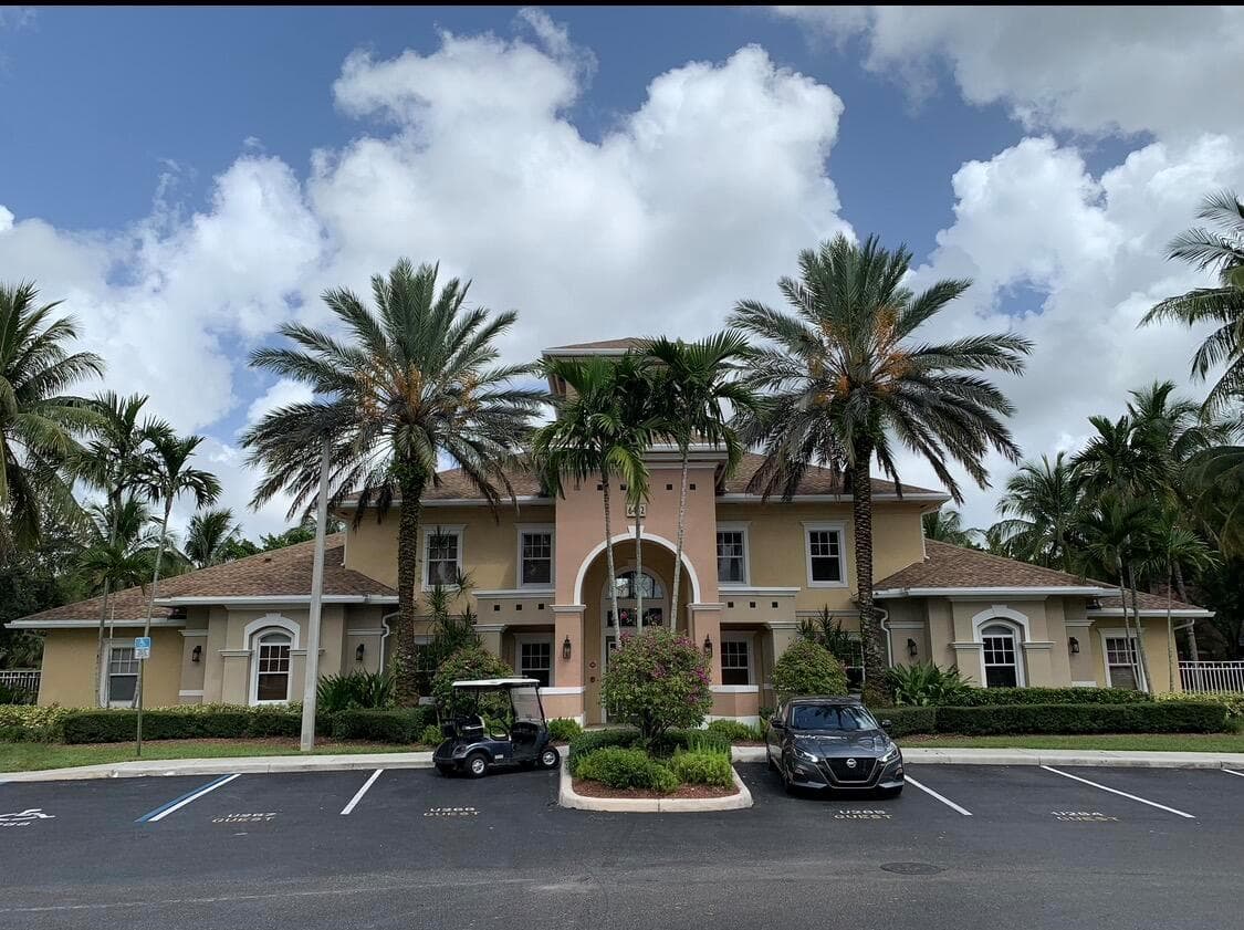 6378 Emerald Dunes Drive # 301, West Palm Beach, FL 33411 photo 2
