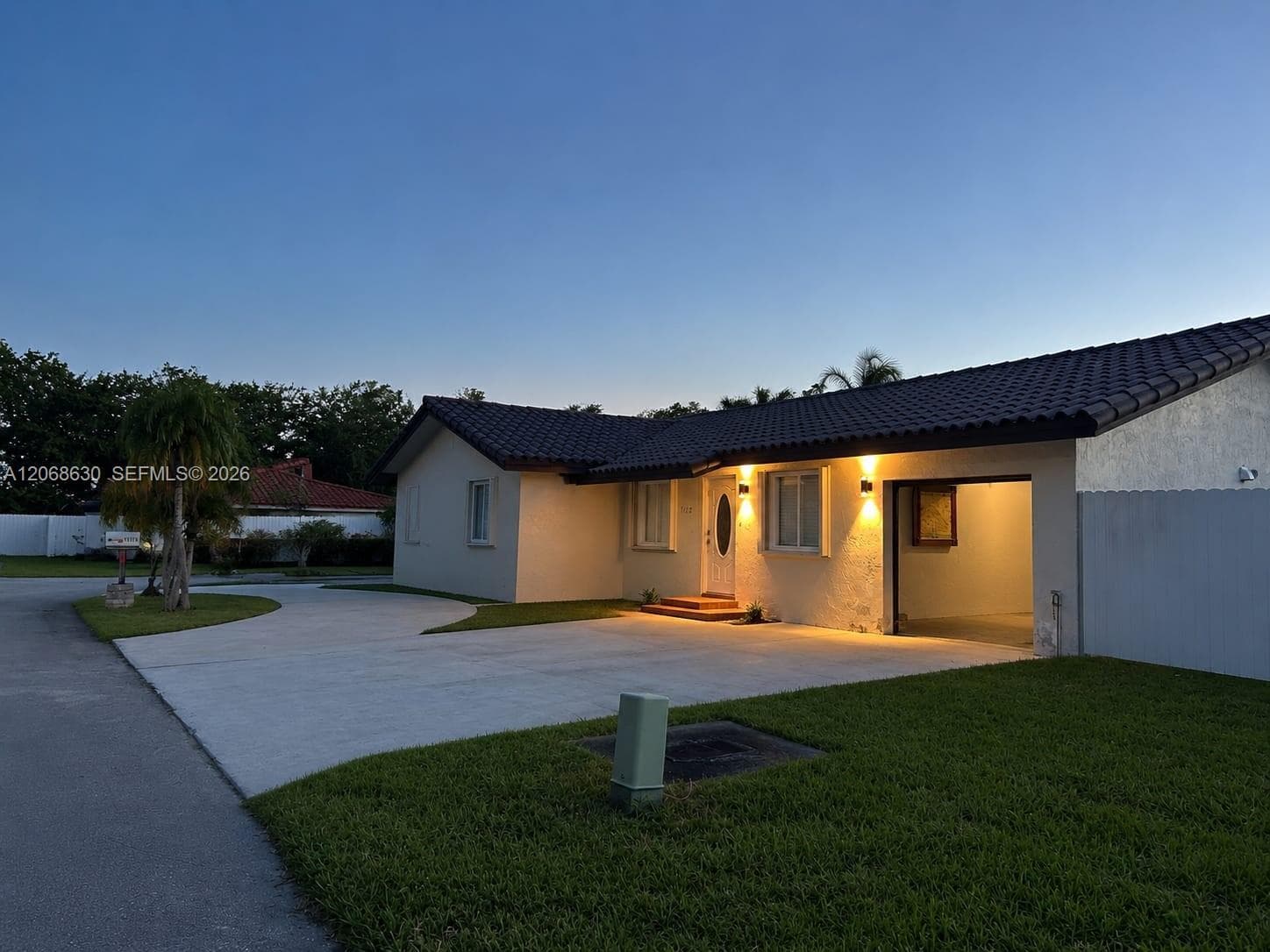 11122 SW 143rd Ct, Miami, FL 33186 photo 2