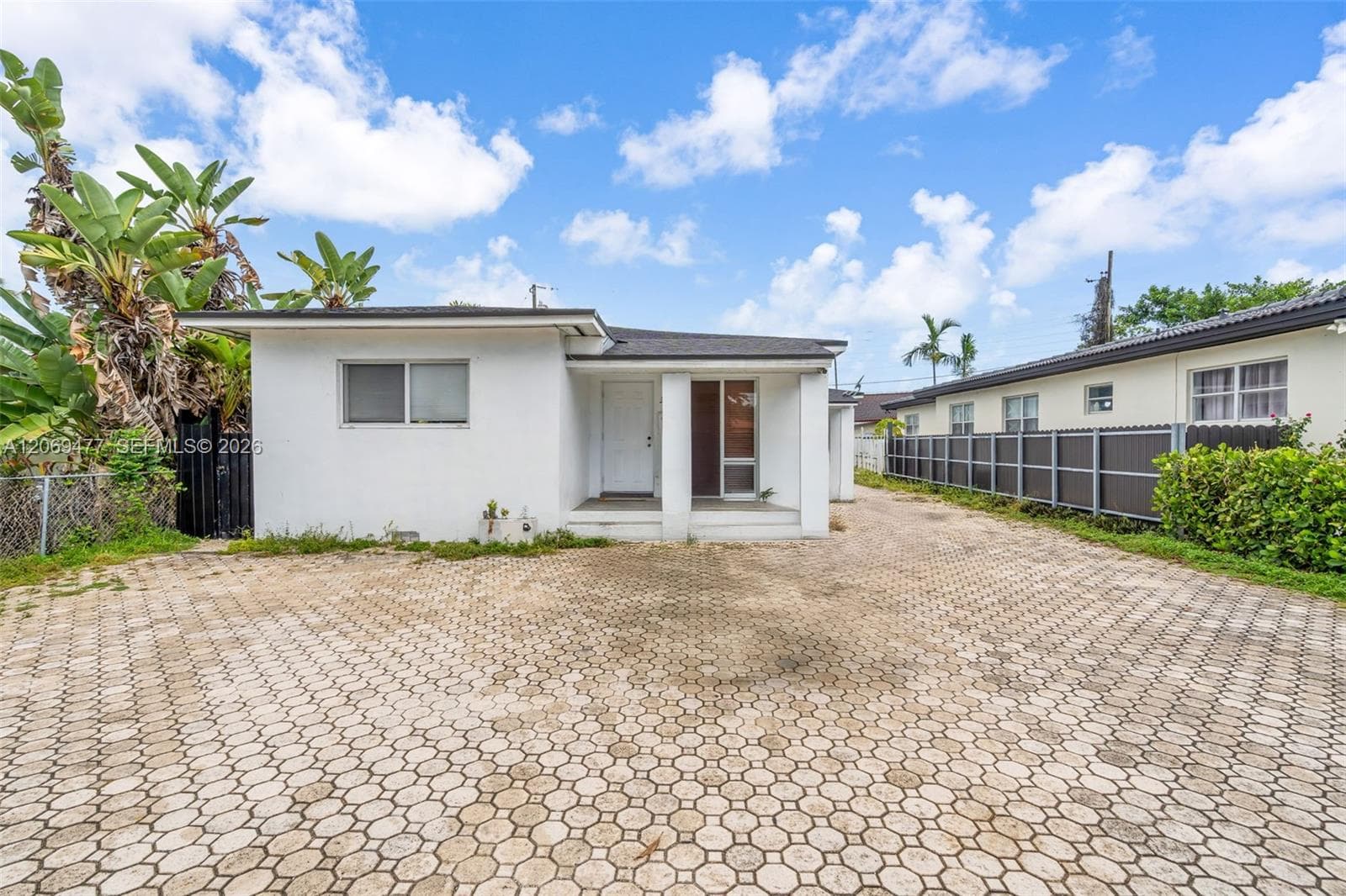 540 Beacom Blvd, Miami, FL 33135 photo 2