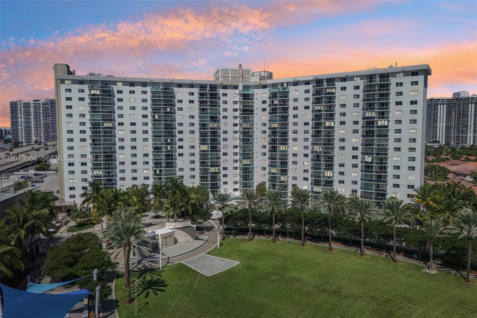 19370 Collins Ave # 1120, Sunny Isles Beach, FL 33160 photo 2