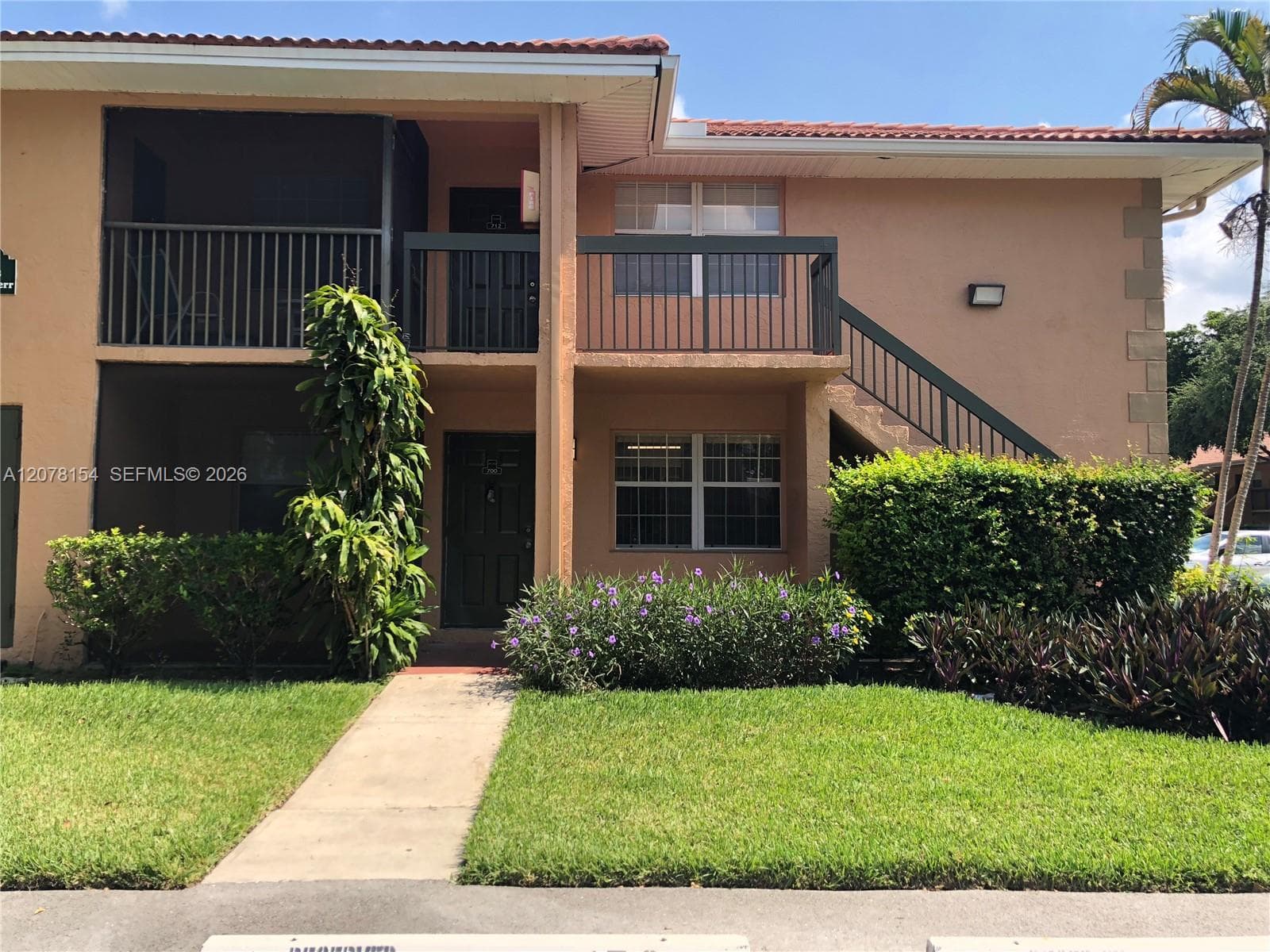 700 NW 103rd Ter # 101, Pembroke Pines, FL 33026