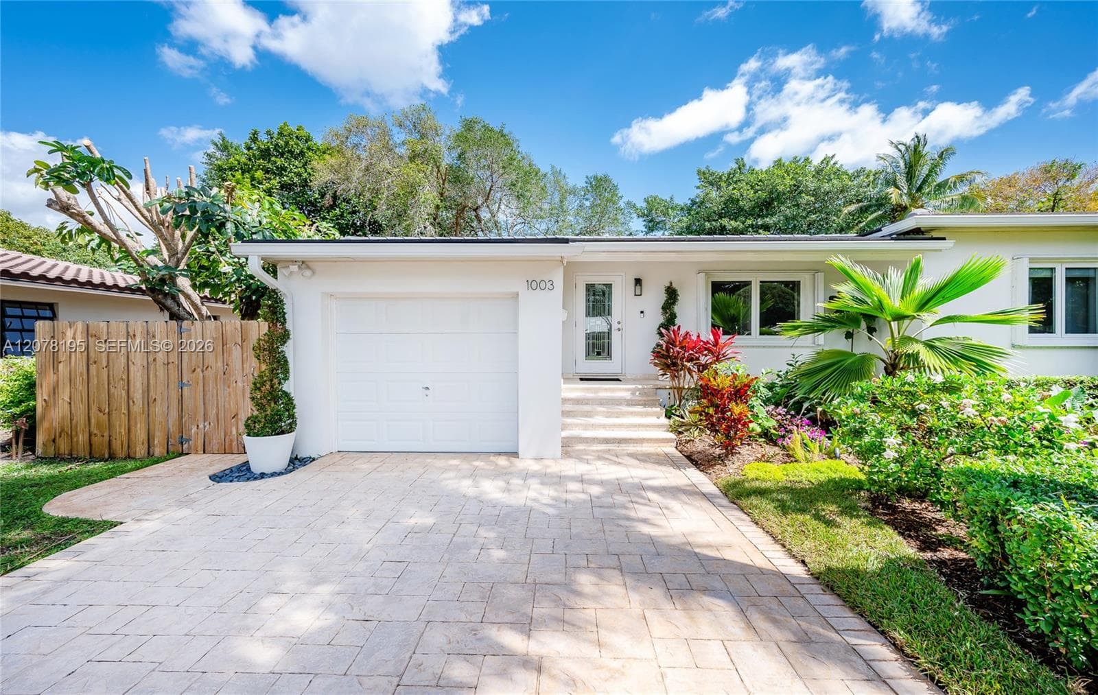 1003 NE 118th St, Biscayne Park, FL 33161 photo 2