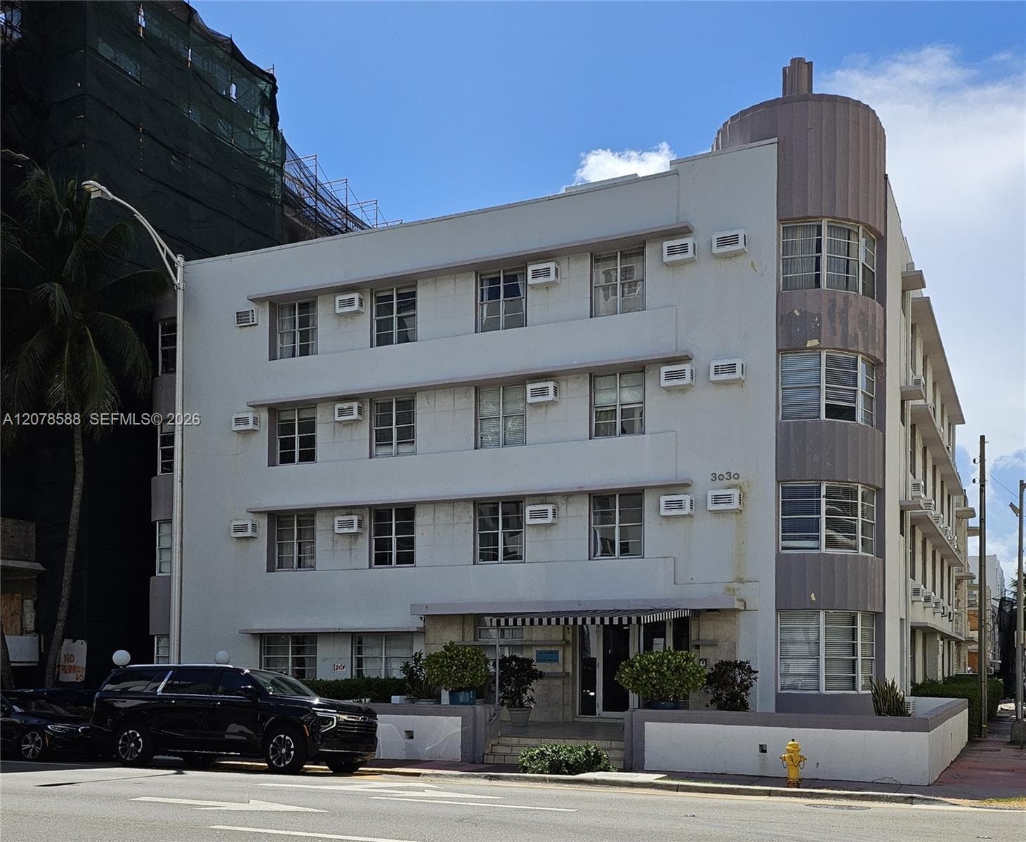 3030 Collins Ave # 4B, Miami Beach, FL 33140 photo 2