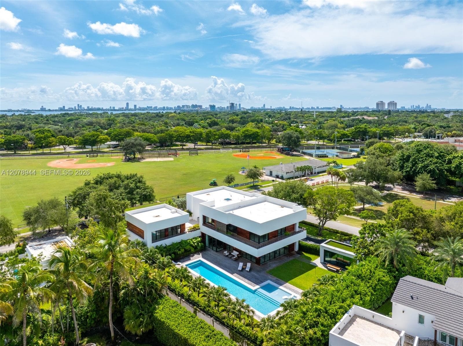 9860 NE 5th Ave Rd, Miami Shores, FL 33138 photo 2