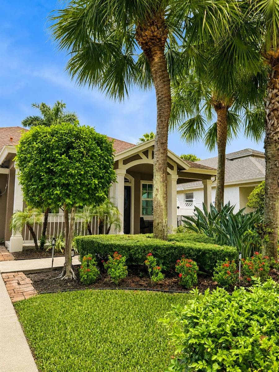 241 CLOCKTOWER Drive, Jupiter, FL 33458 photo 2