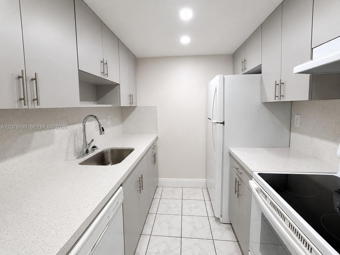 7500 SW 59th Pl # 106, South Miami, FL 33143 photo 2
