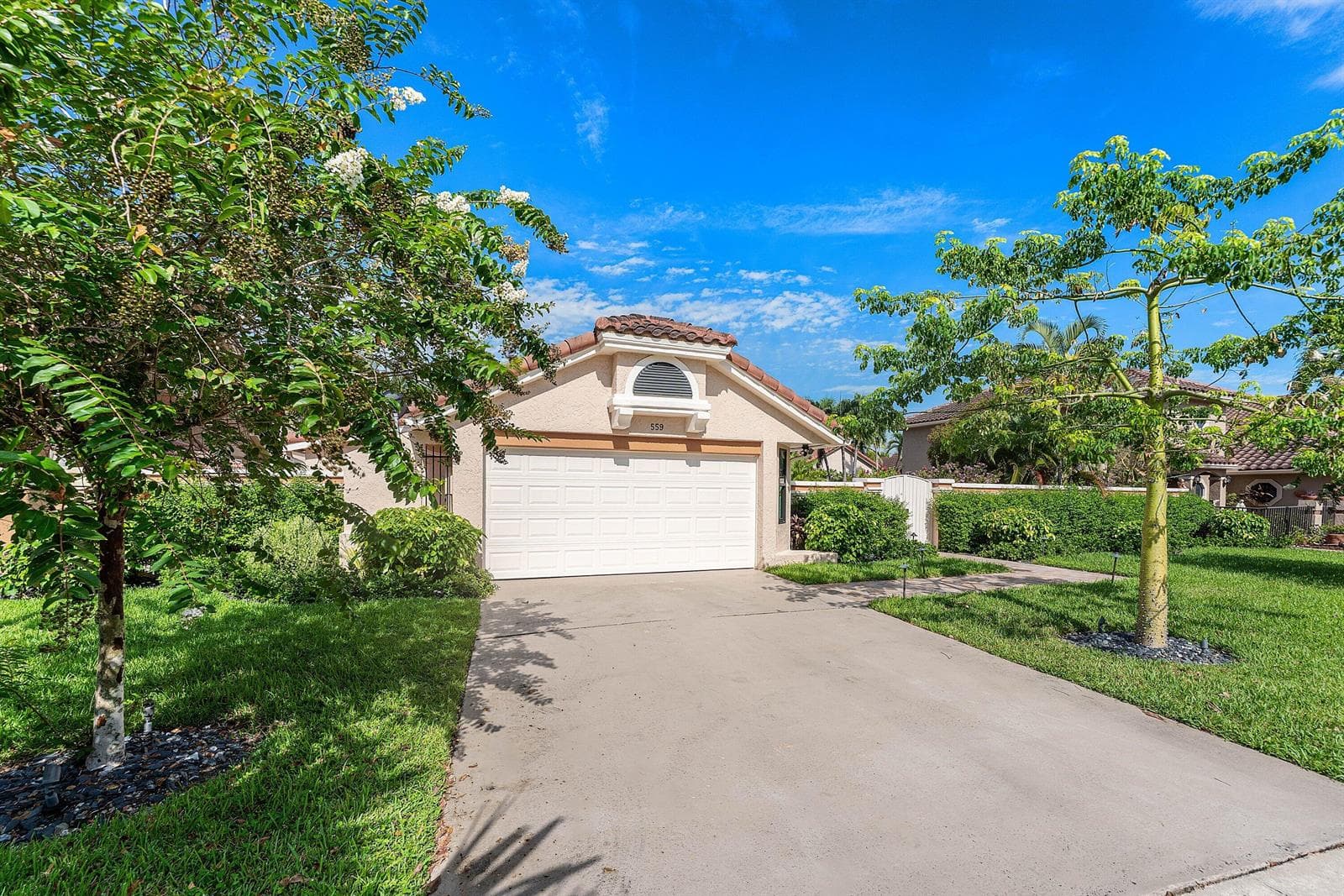559 NW 38TH Terrace, Deerfield Beach, FL 33442 photo 2