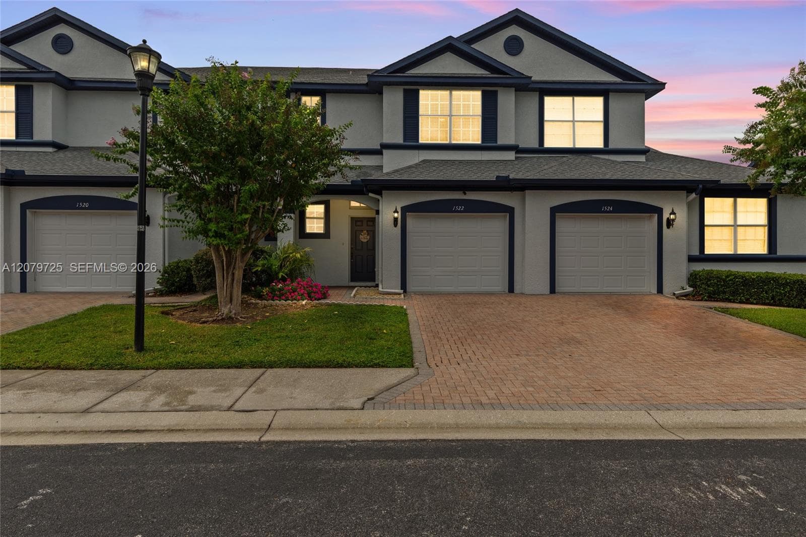 1522 Summergate Dr, Other City - In The State Of Florida, FL 33594 photo 2