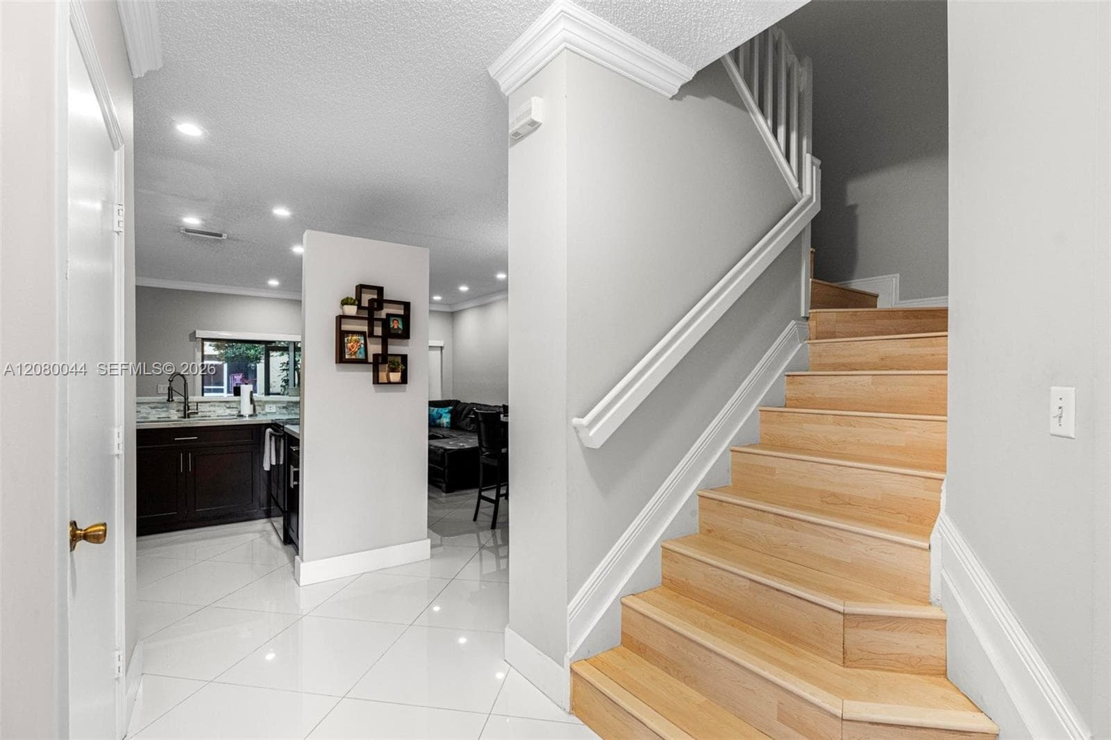 12110 SW 2nd St, Pembroke Pines, FL 33025 photo 2